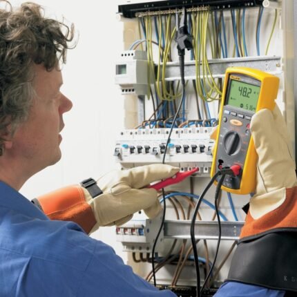 Fluke 1507 Insulation Tester - Image 2