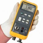 Fluke 718-300G-VIP Pressure Calibrator - Image 2